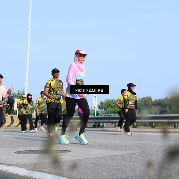 Runner Photo 6345293