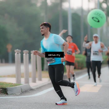 Runner Photo 6345304