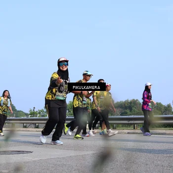 Runner Photo 6345344
