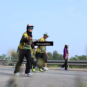 Runner Photo 6345356