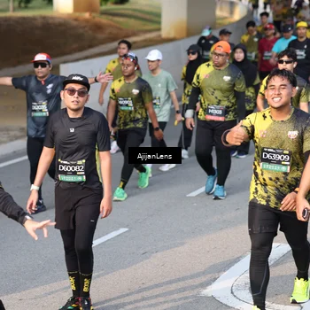 Runner Photo 6345372
