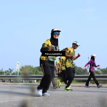 Runner Photo 6345382
