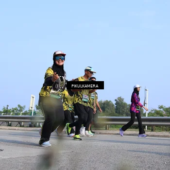 Runner Photo 6345391