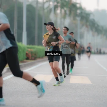 Runner Photo 6345398