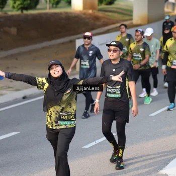 Runner Photo 6345420