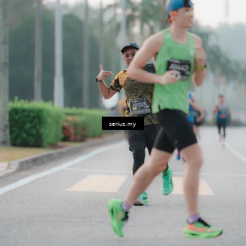 Runner Photo 6345433