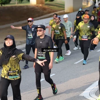 Runner Photo 6345484