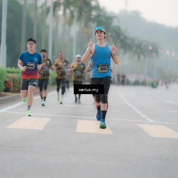 Runner Photo 6345504