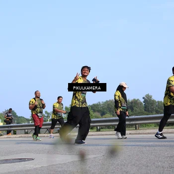 Runner Photo 6345544
