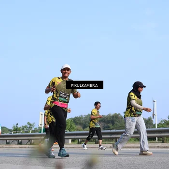 Runner Photo 6345572