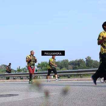 Runner Photo 6345574