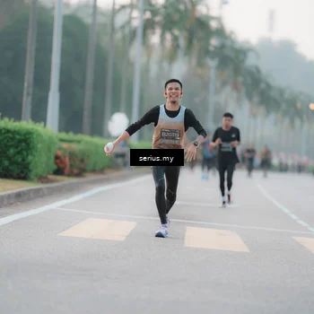 Runner Photo 6345593