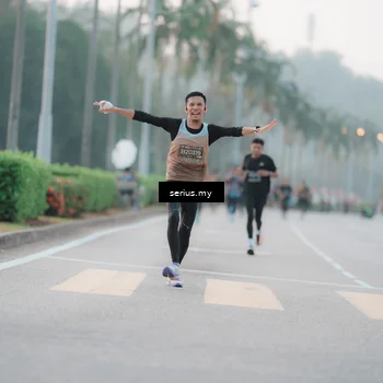 Runner Photo 6345596