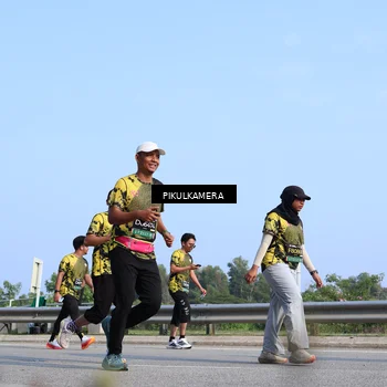 Runner Photo 6345601