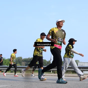 Runner Photo 6345650
