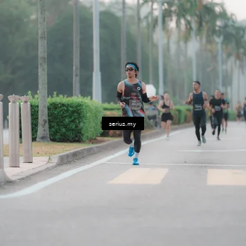 Runner Photo 6345676