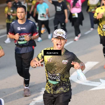 Runner Photo 6345704
