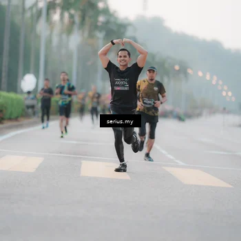 Runner Photo 6345771