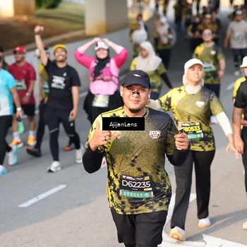 Runner Photo 6345788