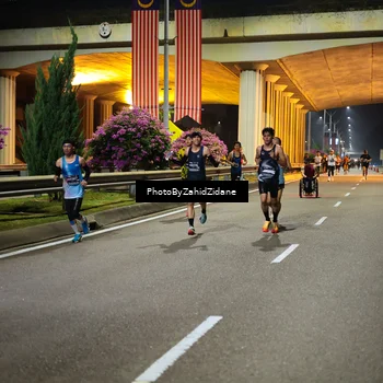 Runner Photo 6345791