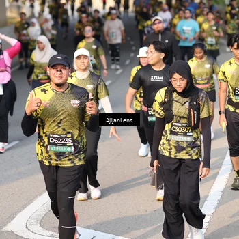 Runner Photo 6345802