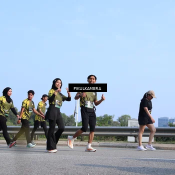 Runner Photo 6345823