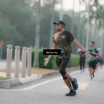 Runner Photo 6345856