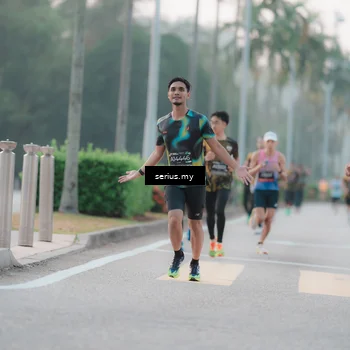 Runner Photo 6345864