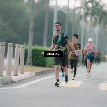Runner Photo 6345884