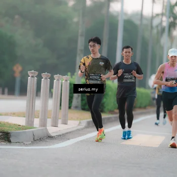 Runner Photo 6345891