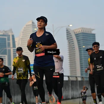 Runner Photo 6345922
