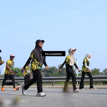 Runner Photo 6345930