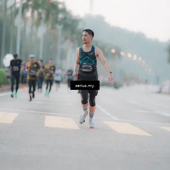 Runner Photo 6345948