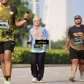 Runner Photo 6345957