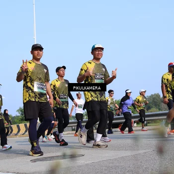 Runner Photo 6345983