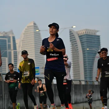 Runner Photo 6346039