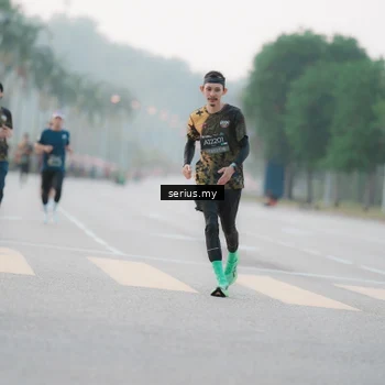 Runner Photo 6346049