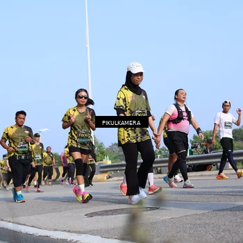 Runner Photo 6346058