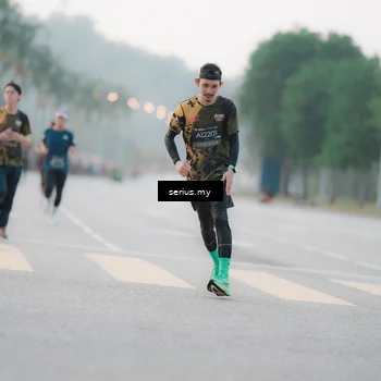 Runner Photo 6346071