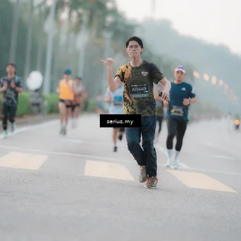 Runner Photo 6346085