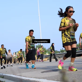 Runner Photo 6346095