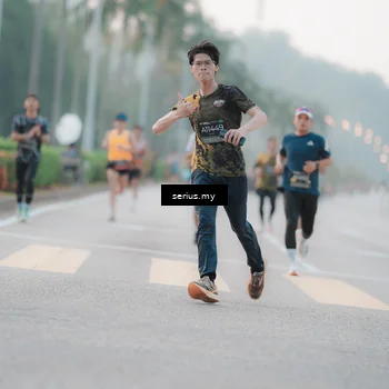 Runner Photo 6346097