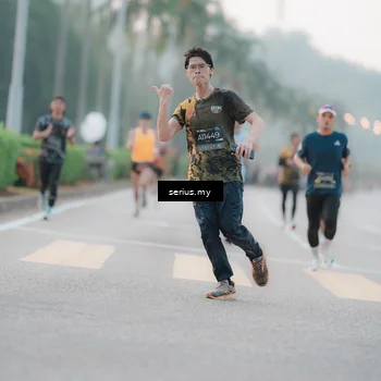 Runner Photo 6346105