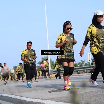 Runner Photo 6346116