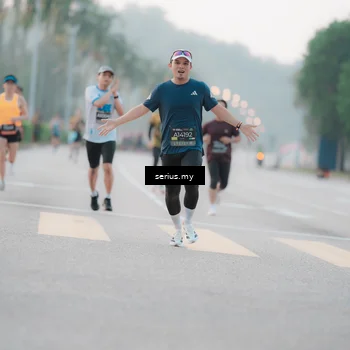 Runner Photo 6346117