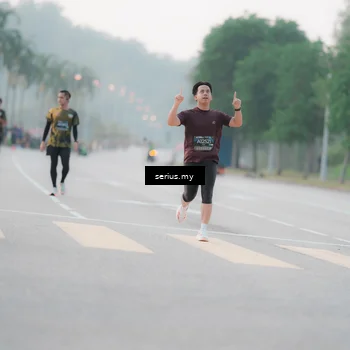 Runner Photo 6346126