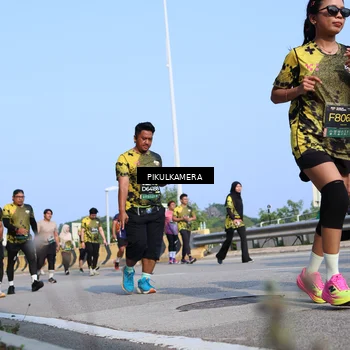 Runner Photo 6346132