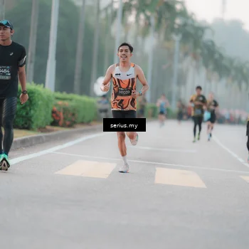 Runner Photo 6346171