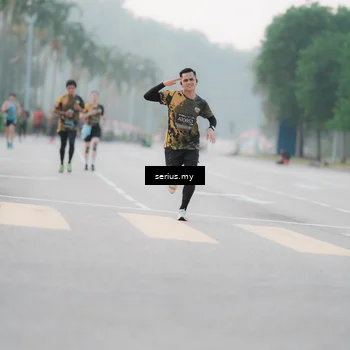 Runner Photo 6346181