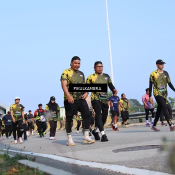 Runner Photo 6346212